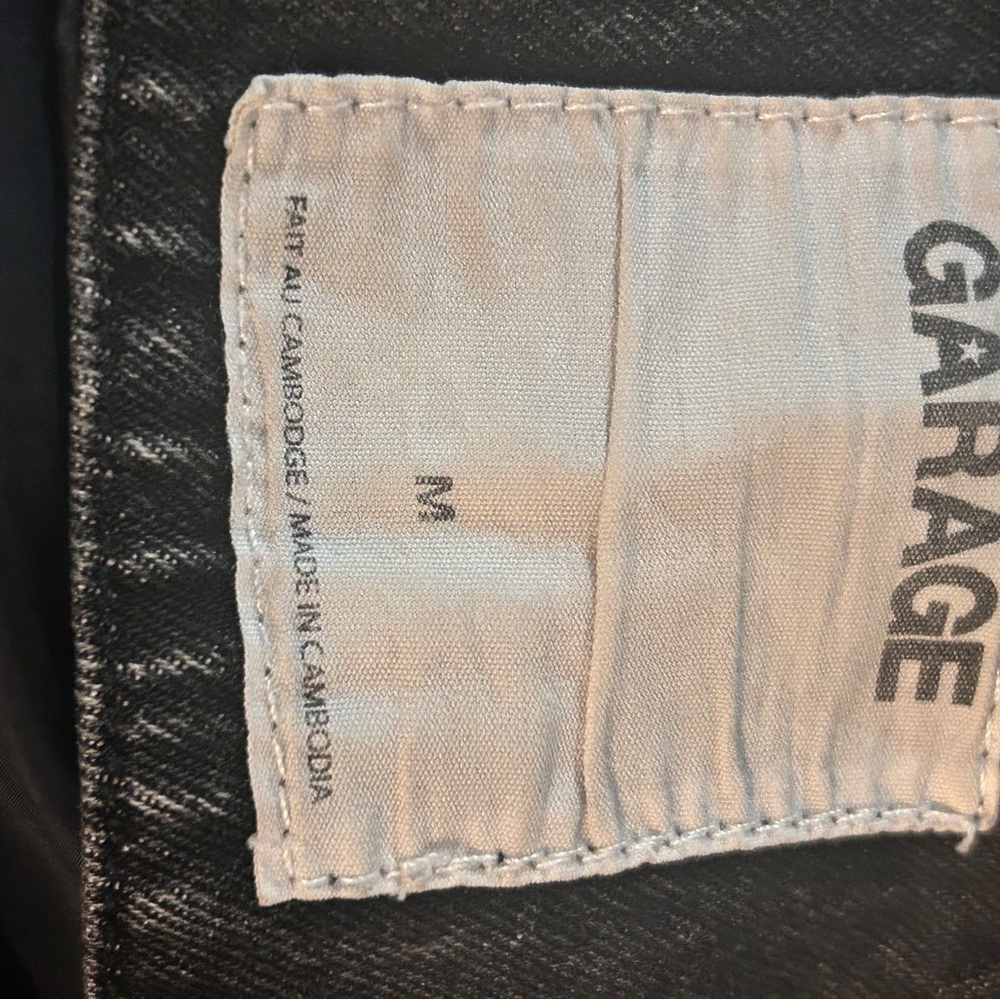 Woman’s Garage Puffer Jacket - Picture 7 of 10